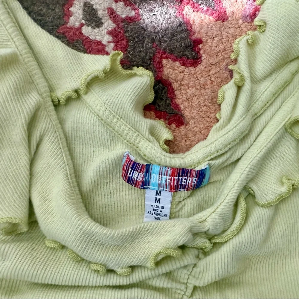 Green Ruffled Sleeveless Top - Picture 2 of 3